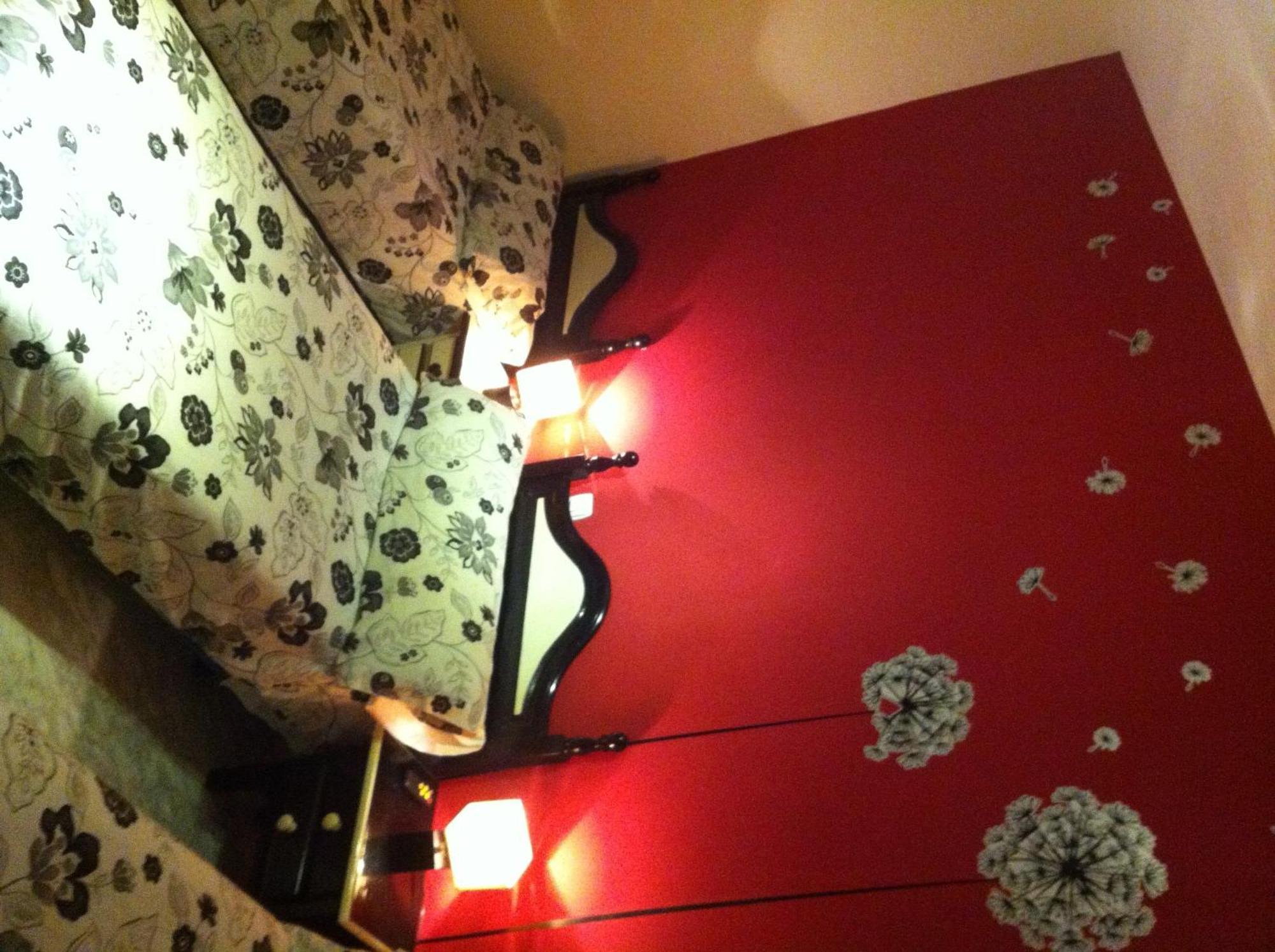 Hostal Neptuno Caceres Luaran gambar