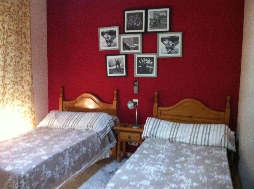 Hostal Neptuno Caceres Luaran gambar