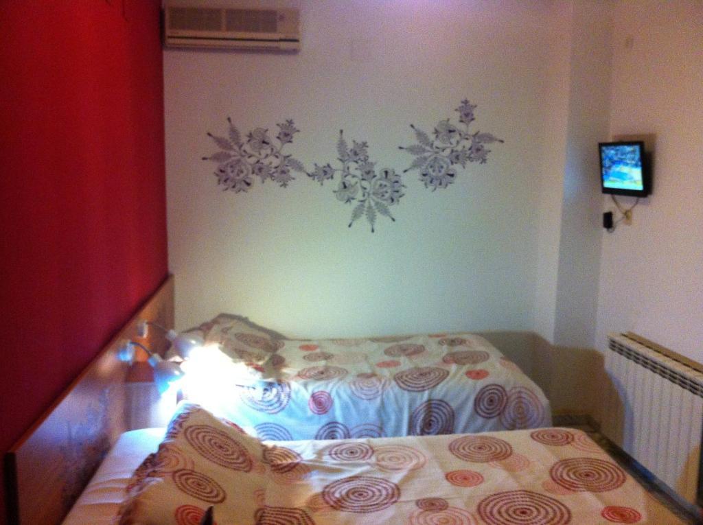 Hostal Neptuno Caceres Bilik gambar